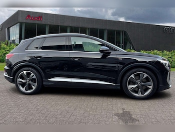 Used Audi Q4 e-tron 2025 for sale - 76075476: Photo 4