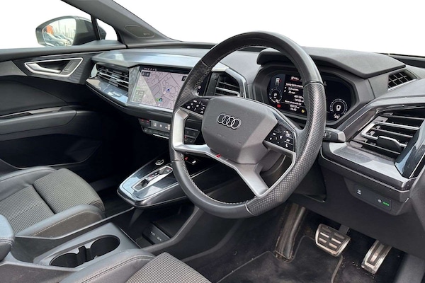 Used Audi Q4 e-tron 2025 for sale - 76075476: Photo 6