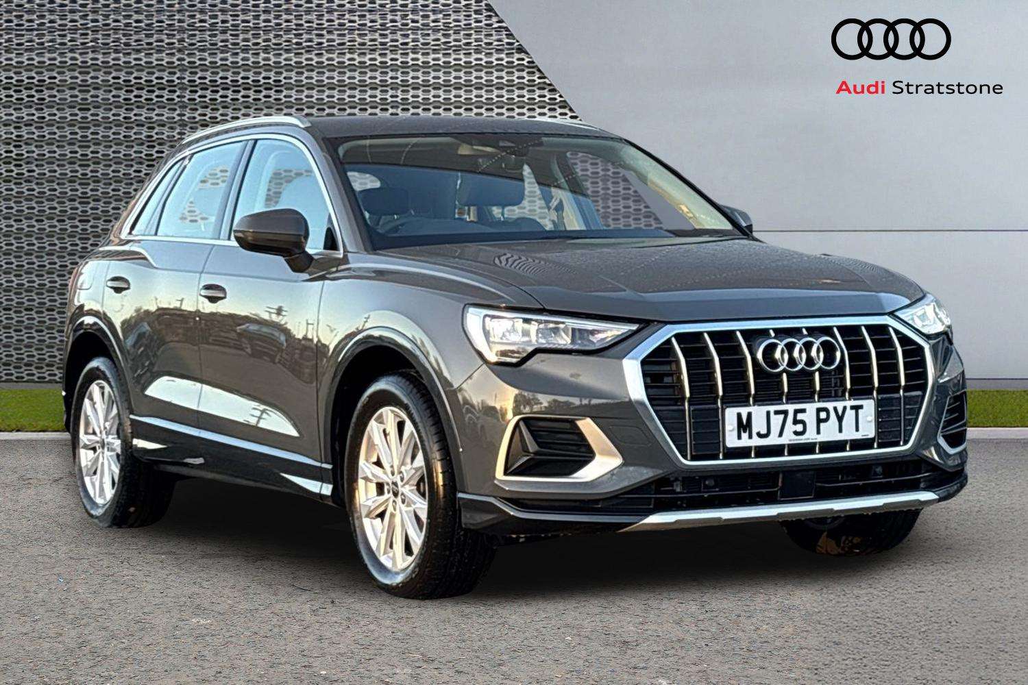 Used Audi Q3 2025 for sale - 76804859: Photo 1