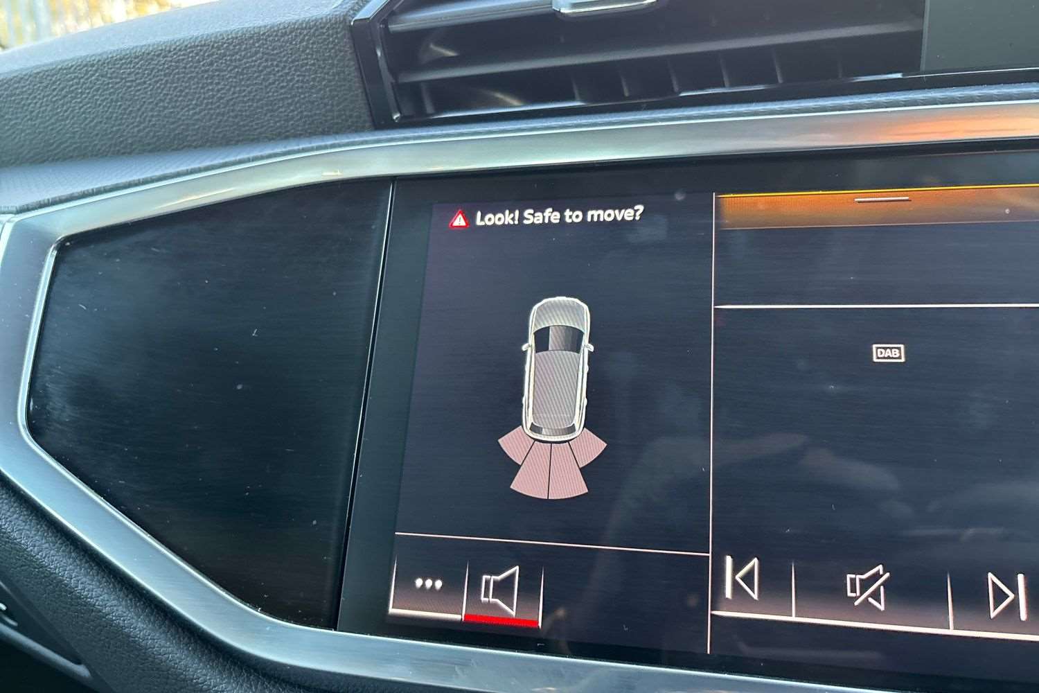 Used Audi Q3 2025 for sale - 76804859: Photo 26