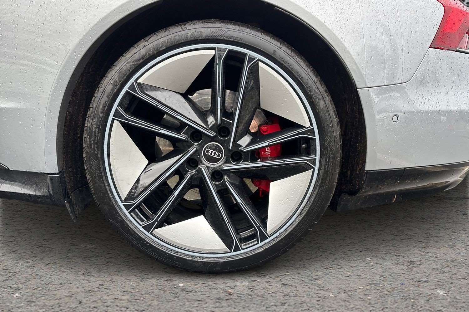 Used Audi RS e-tron GT 2021 for sale - 77270182: Photo 10