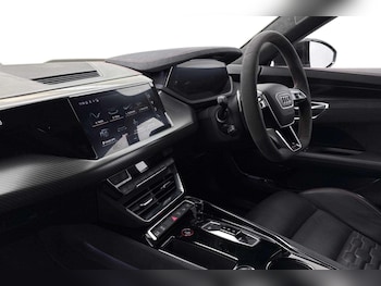 Used Audi RS e-tron GT 2021 for sale - 77270182: Photo