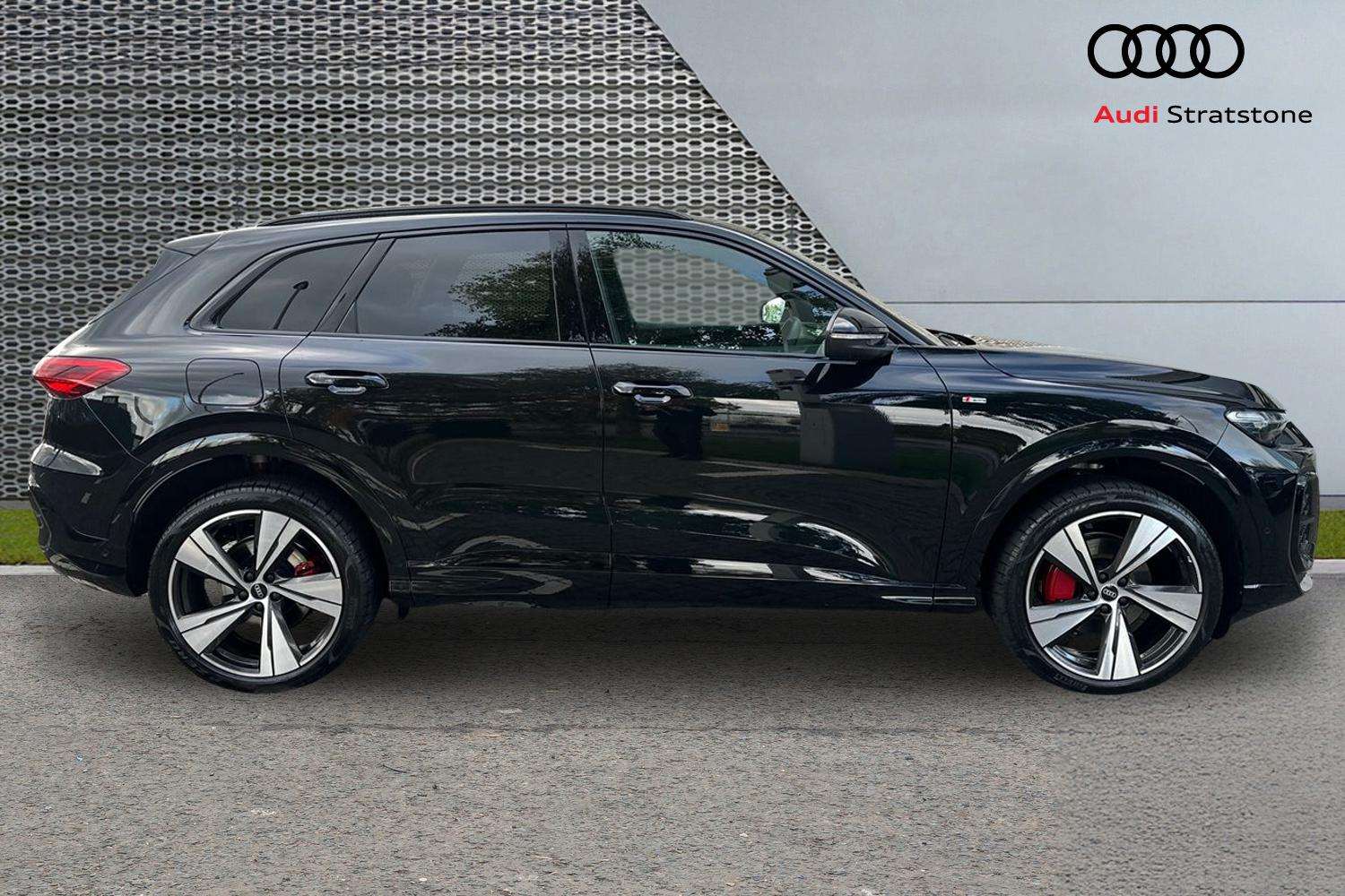 Used Audi Q5 2025 for sale - 77270039: Photo 4