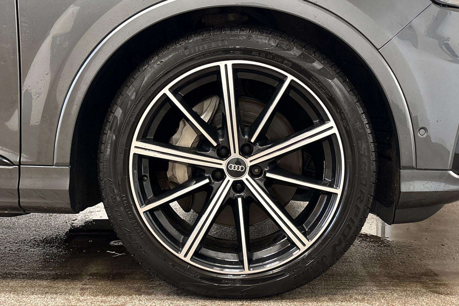 Used Audi Q7 2023 for sale - 77756591: Photo 5