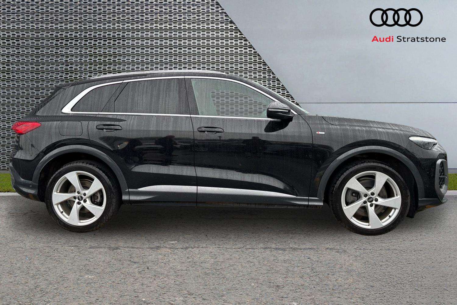 Used Audi Q5 2025 for sale - 77726773: Photo 4