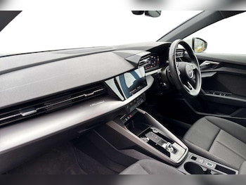 Used Audi A3 2023 for sale - 76242557: Photo 2