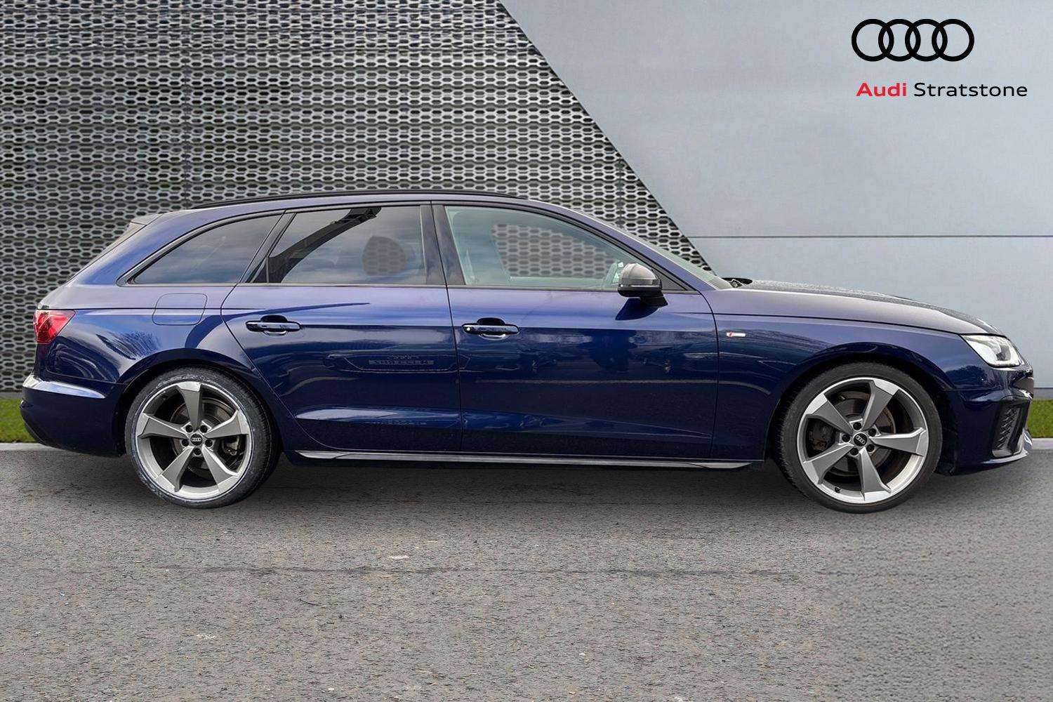 Used Audi A4 2022 for sale - 76804825: Photo 4