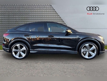 Used Audi Q4 e-tron 2025 for sale - 76889713: Photo