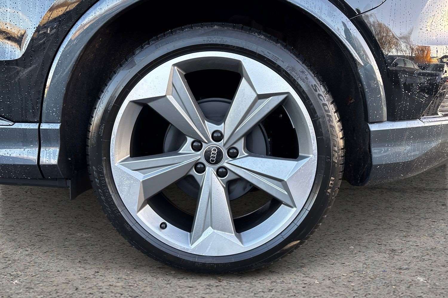 Used Audi Q4 e-tron 2025 for sale - 76889713: Photo 9