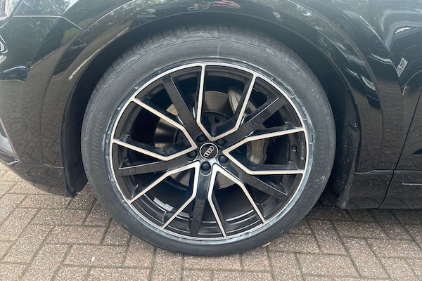 Used Audi Q8 2022 for sale - 76205210: Photo 10