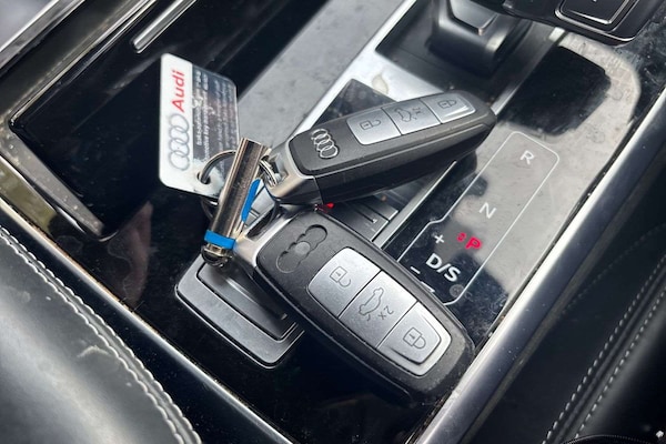 Used Audi Q8 2022 for sale - 76205210: Photo 25