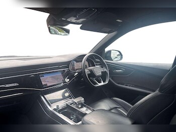 Used Audi Q8 2022 for sale - 76205210: Photo 2