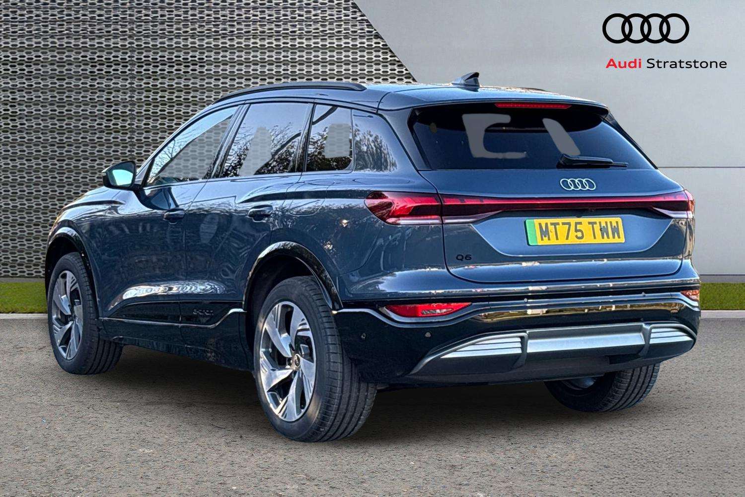 Used Audi Q6 e-tron 2025 for sale - 77123336: Photo 3