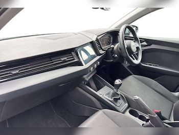 Used Audi A1 2022 for sale - 76156093: Photo 2