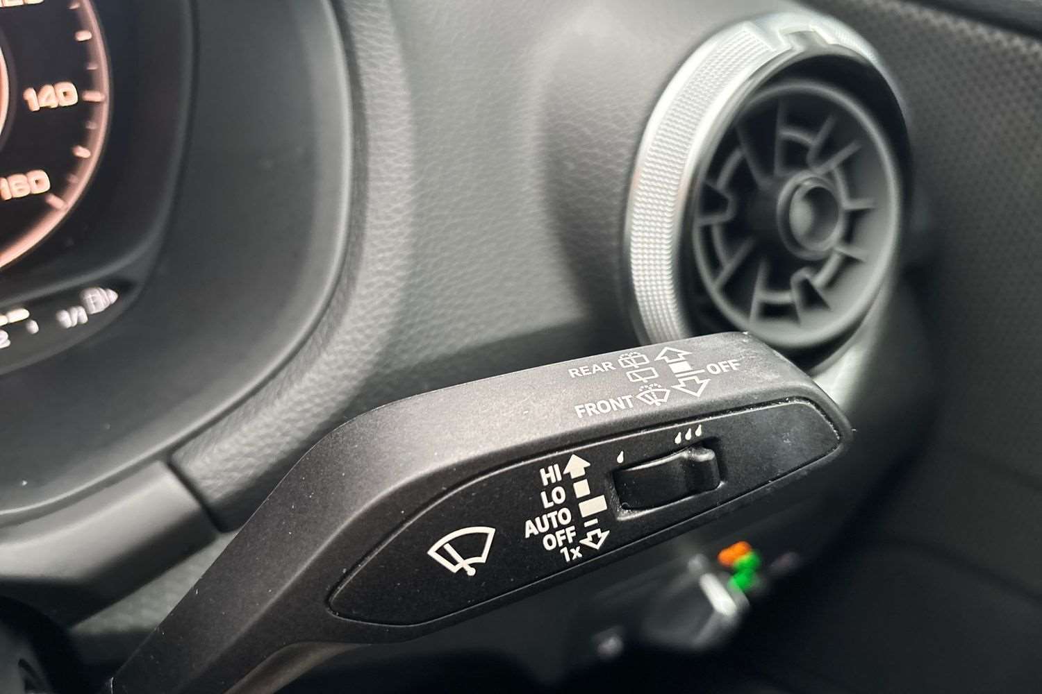 Used Audi Q2 2022 for sale - 77123534: Photo 33