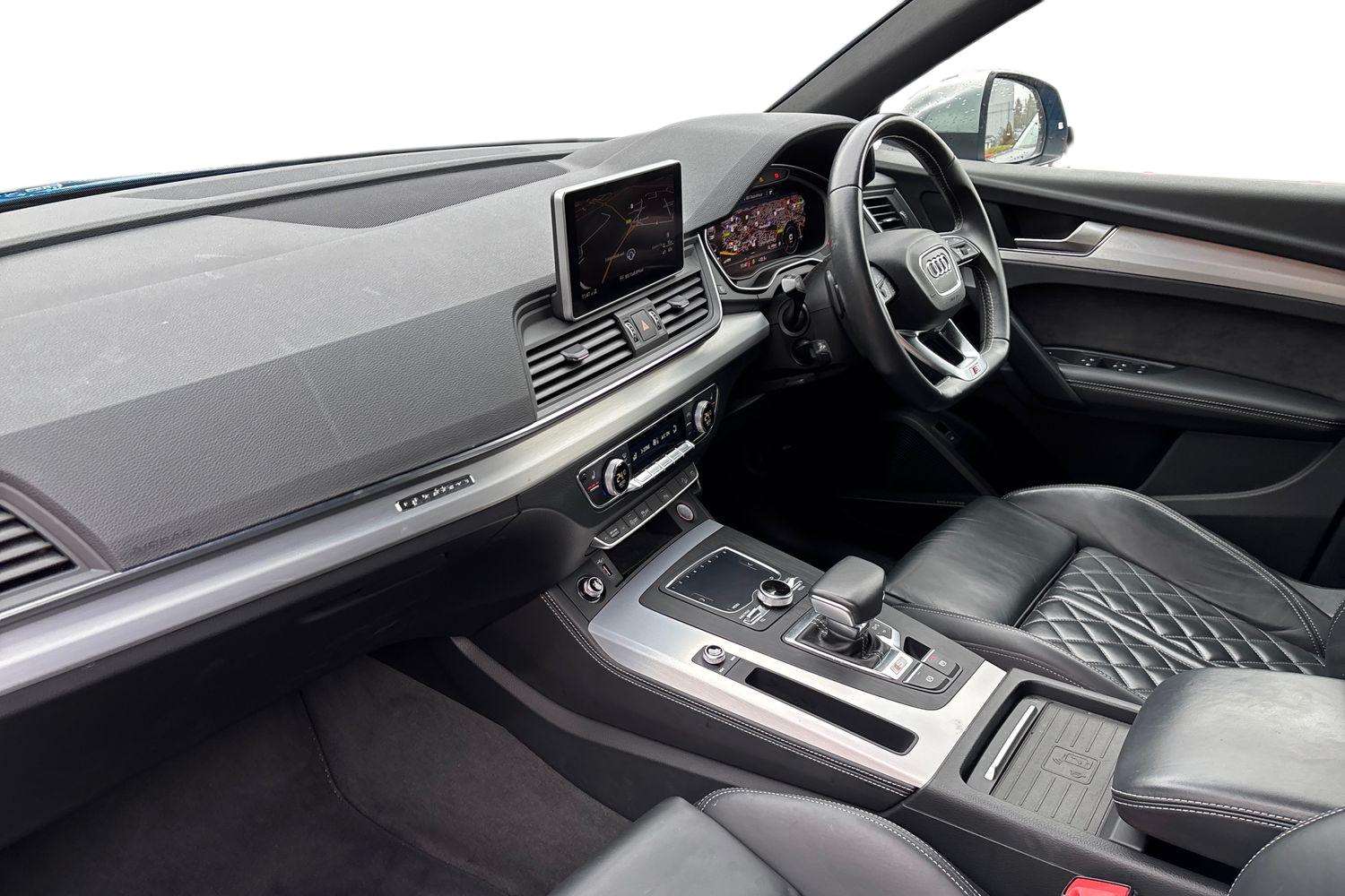 Used Audi Q5 2020 for sale - 76310797: Photo 2