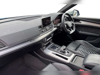 Used Audi Q5 2020 for sale - 76310797: Photo