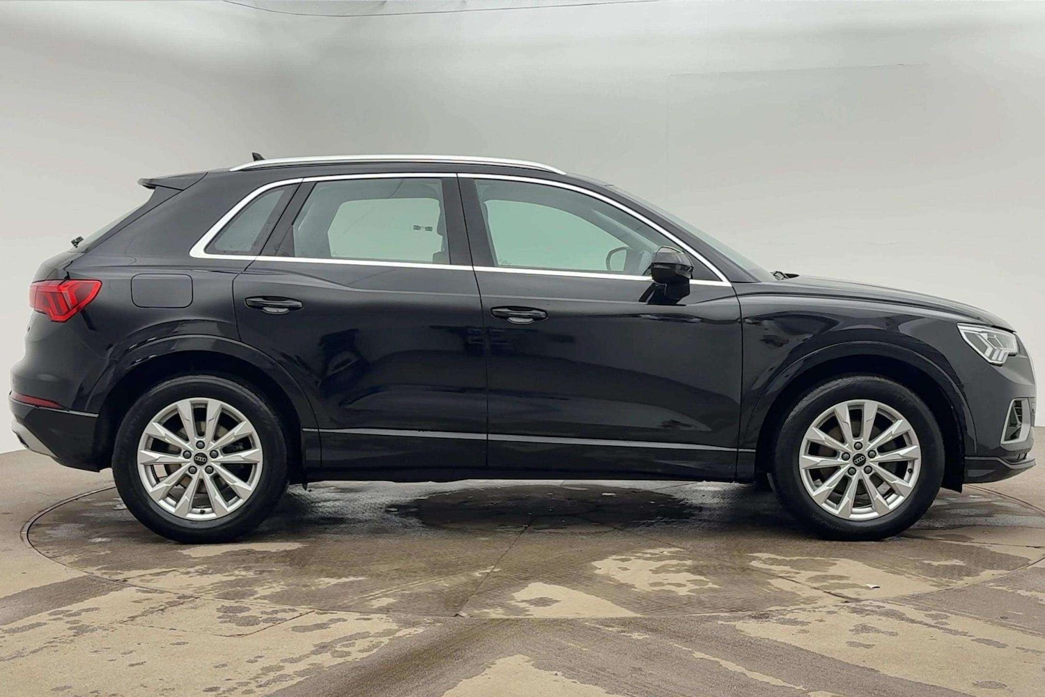 Used Audi Q3 2022 for sale - 77270260: Photo 4