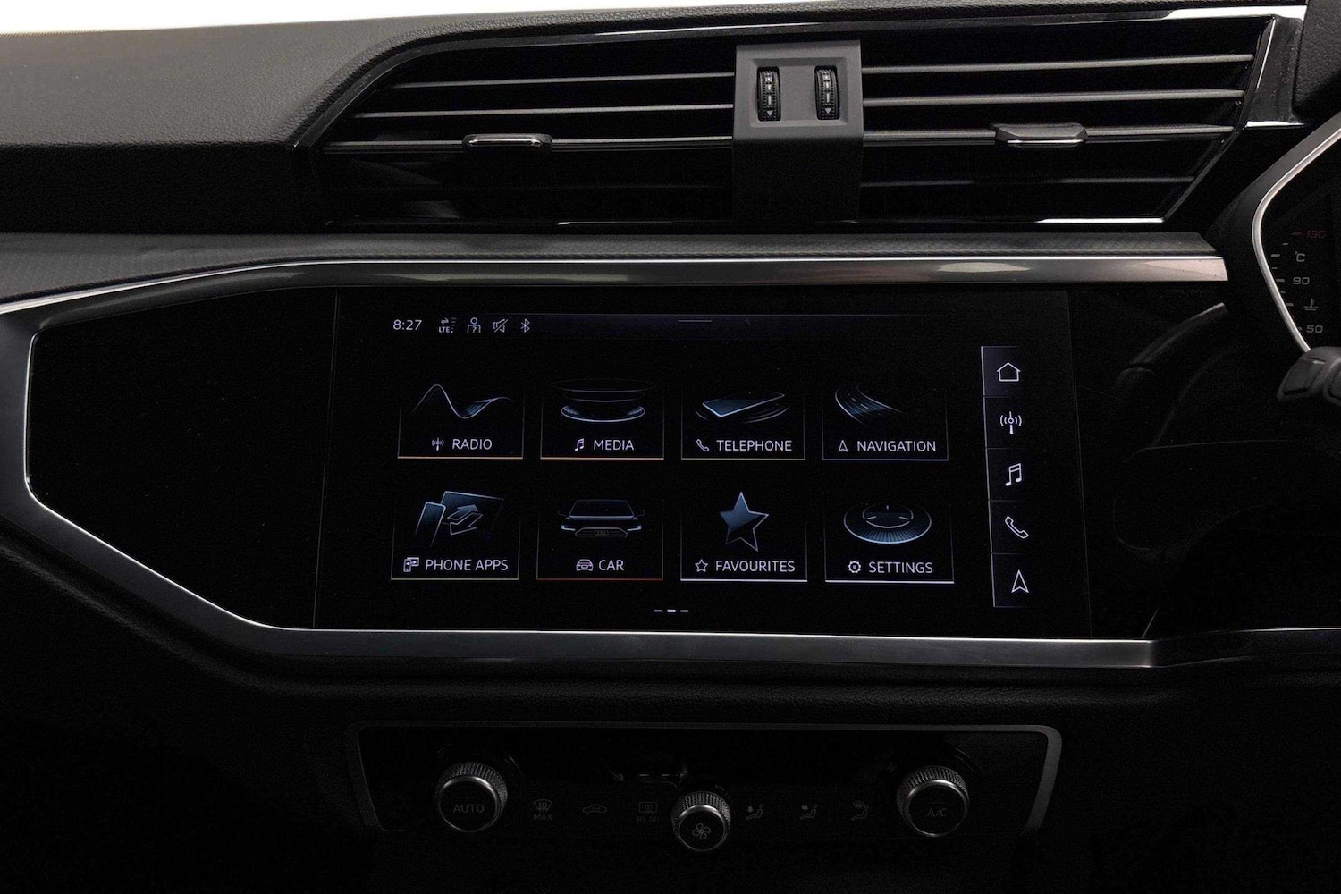 Used Audi Q3 2022 for sale - 77270260: Photo 8