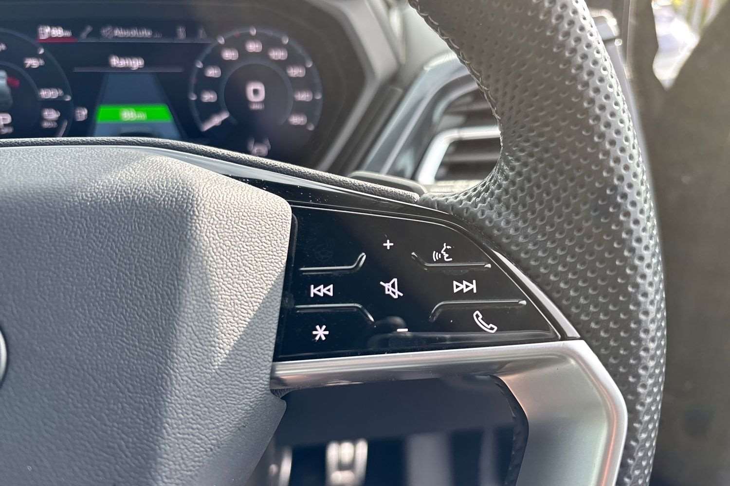 Used Audi Q4 e-tron 2023 for sale - 78010441: Photo 17