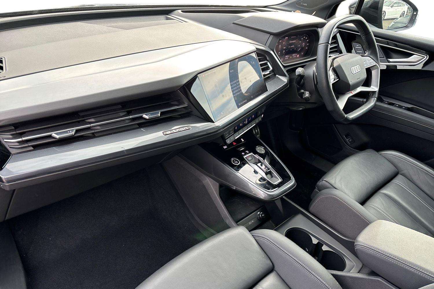 Used Audi Q4 e-tron 2023 for sale - 78010441: Photo 2