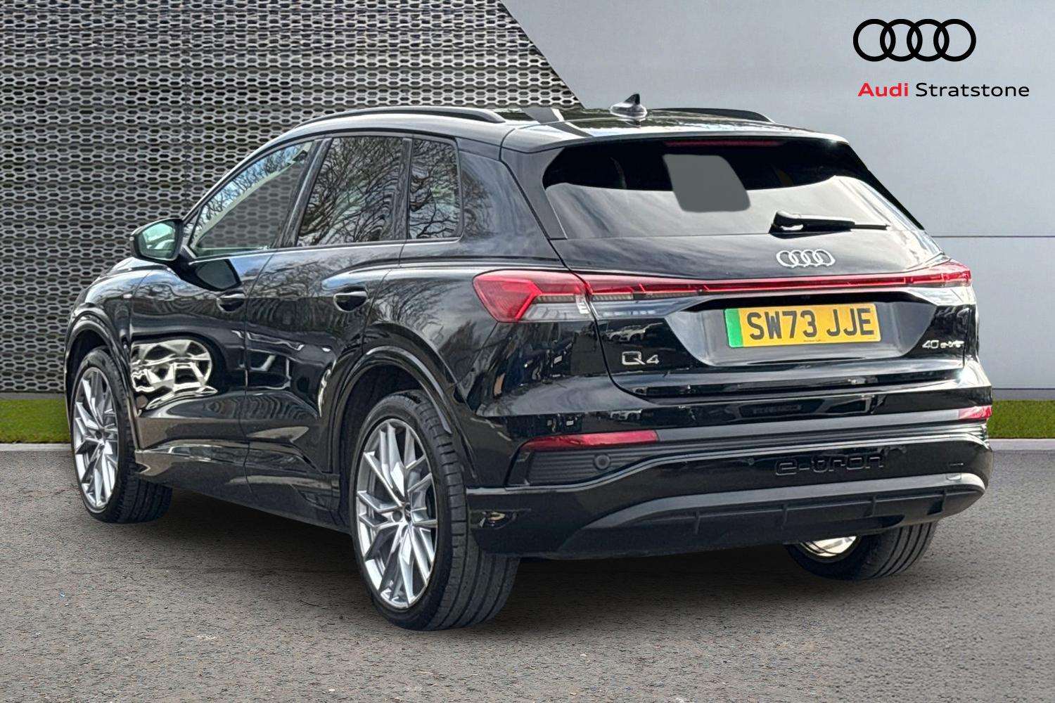 Used Audi Q4 e-tron 2023 for sale - 78010441: Photo 3