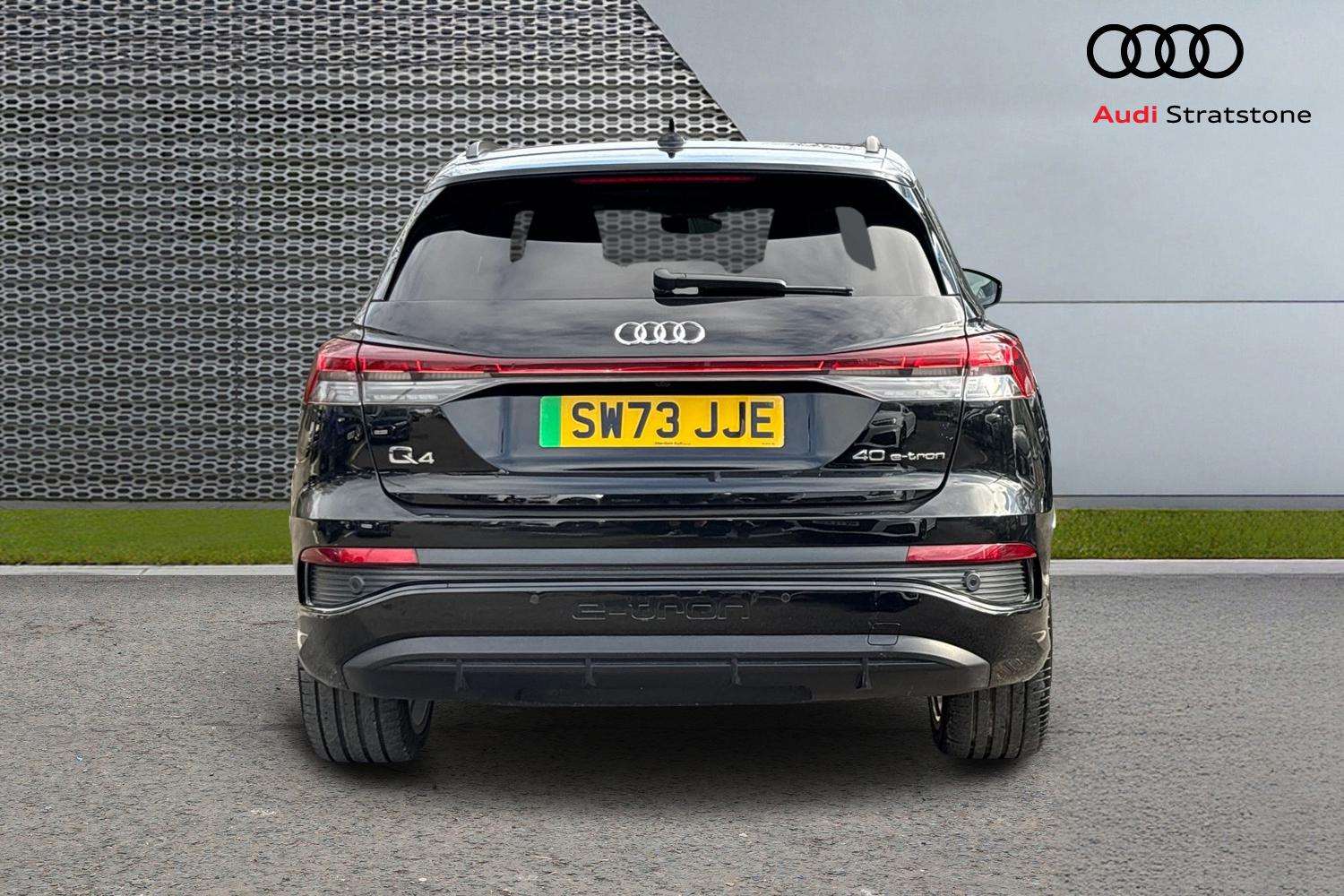 Used Audi Q4 e-tron 2023 for sale - 78010441: Photo 7