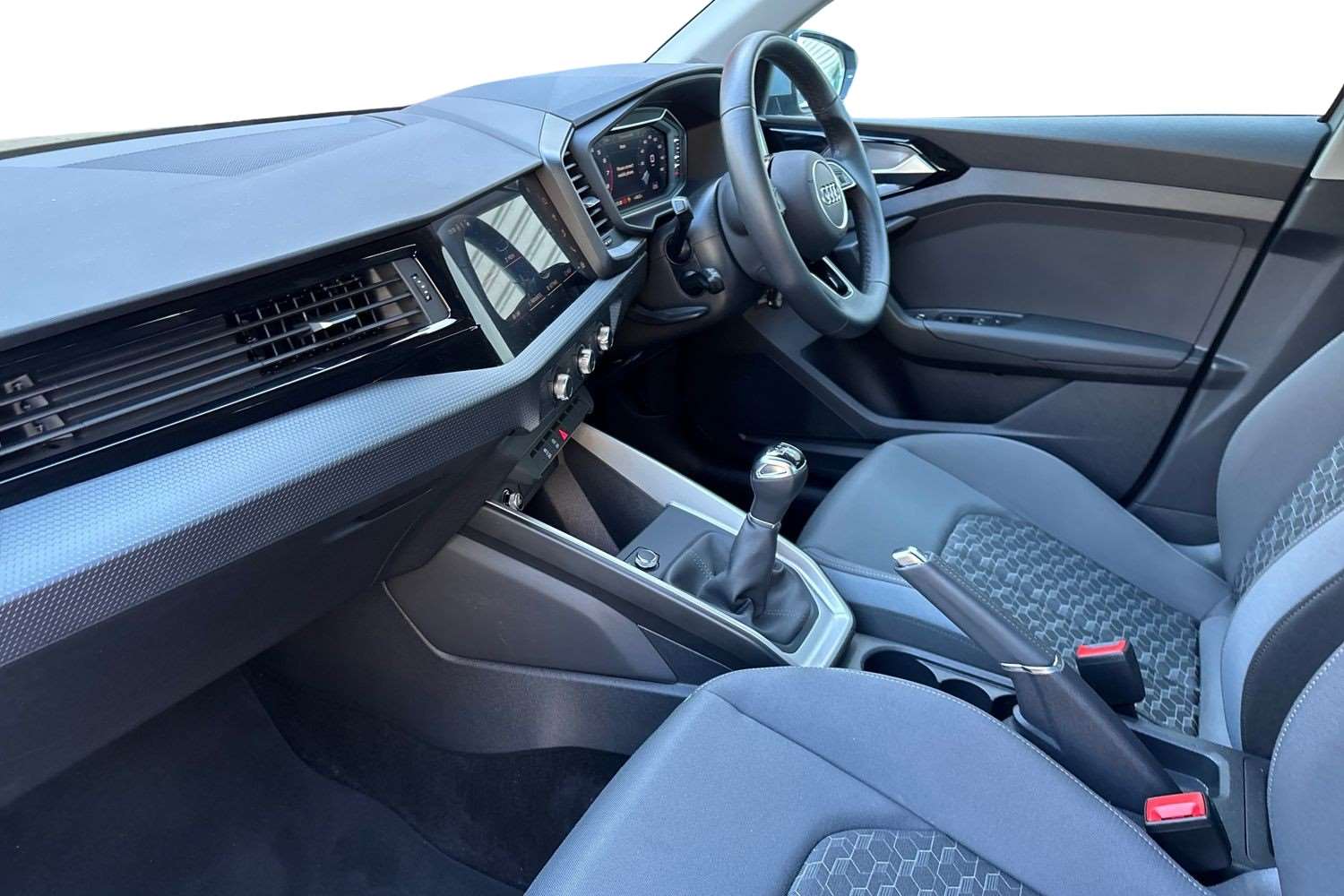 Used Audi A1 2023 for sale - 76475921: Photo 2