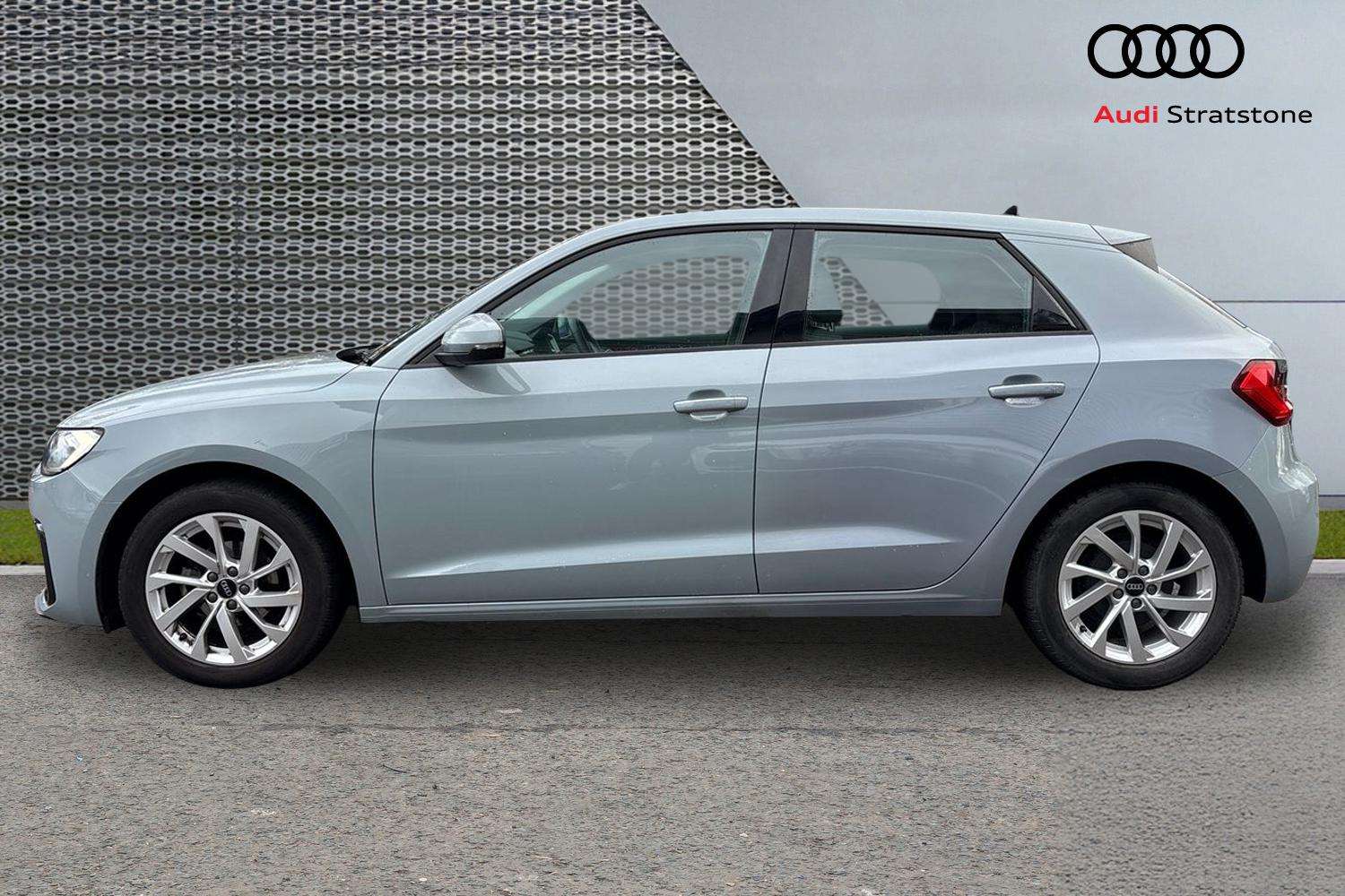 Used Audi A1 2022 for sale - 77178931: Photo 8