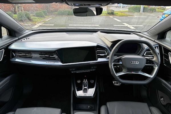 Used Audi Q4 e-tron 2024 for sale - 76252190: Photo 12
