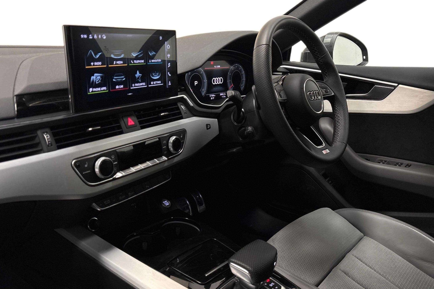 Used Audi A5 2023 for sale - 77601434: Photo 2