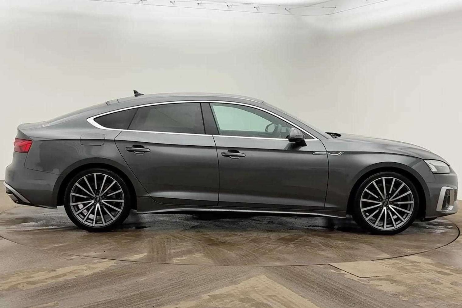 Used Audi A5 2023 for sale - 77601434: Photo 4