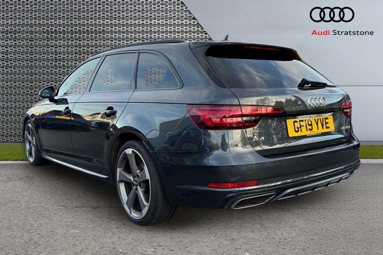 Used Audi A4 2019 for sale - 77051488: Photo 3