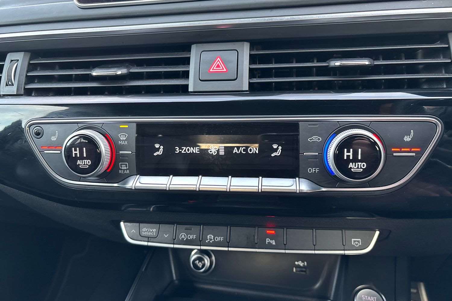 Used Audi A4 2019 for sale - 77051488: Photo 33