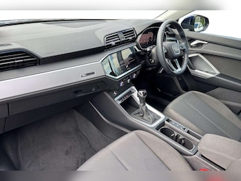 Used Audi Q3 2023 for sale - 78551365: Photo
