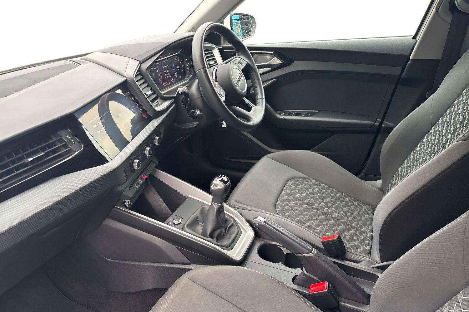 Used Audi A1 2023 for sale - 76298461: Photo 2