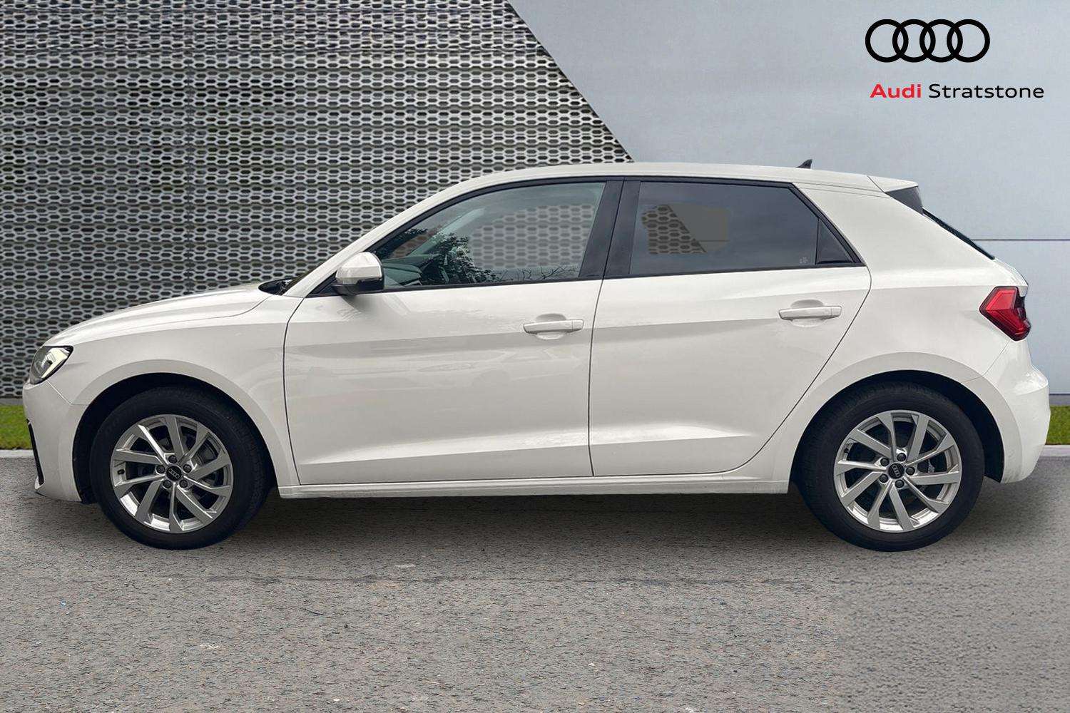 Used Audi A1 2023 for sale - 76298461: Photo 8