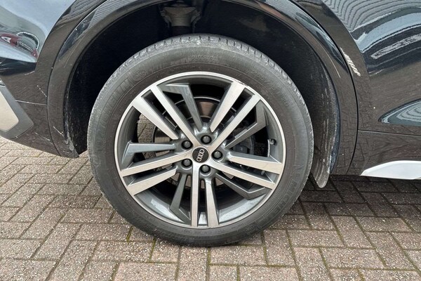 Used Audi Q5 2023 for sale - 76242520: Photo 10