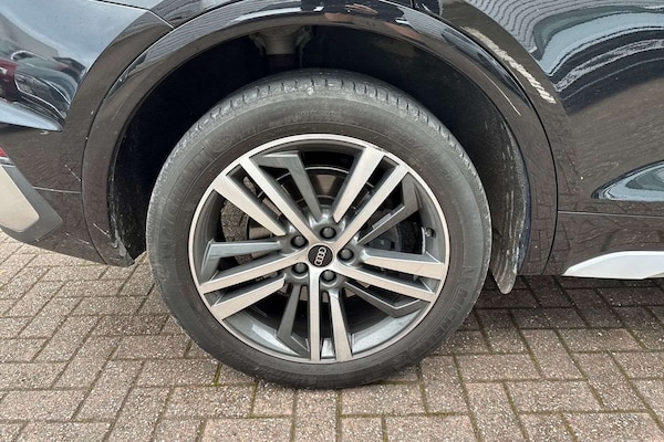 Used Audi Q5 2023 for sale - 76242520: Photo 11