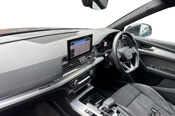 Used Audi Q5 2023 for sale - 76242520: Photo 2