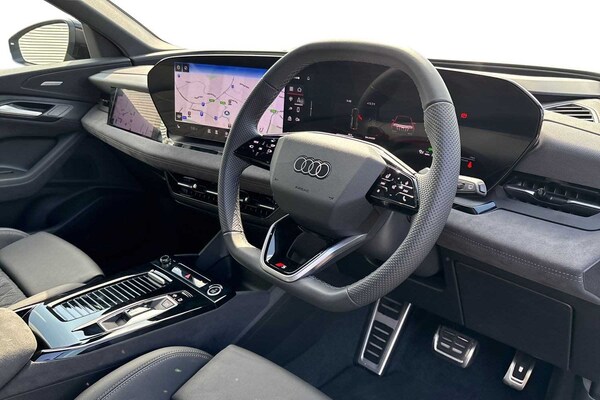 Used Audi Q6 e-tron 2025 for sale - 74992303: Photo 2