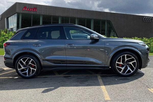 Used Audi Q6 e-tron 2025 for sale - 74992303: Photo 4