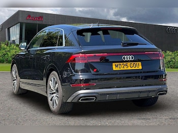 Used Audi Q8 2025 for sale - 75981337: Photo