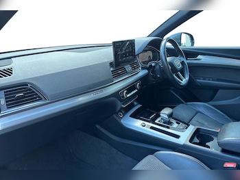 Used Audi Q5 2022 for sale - 76075414: Photo 2