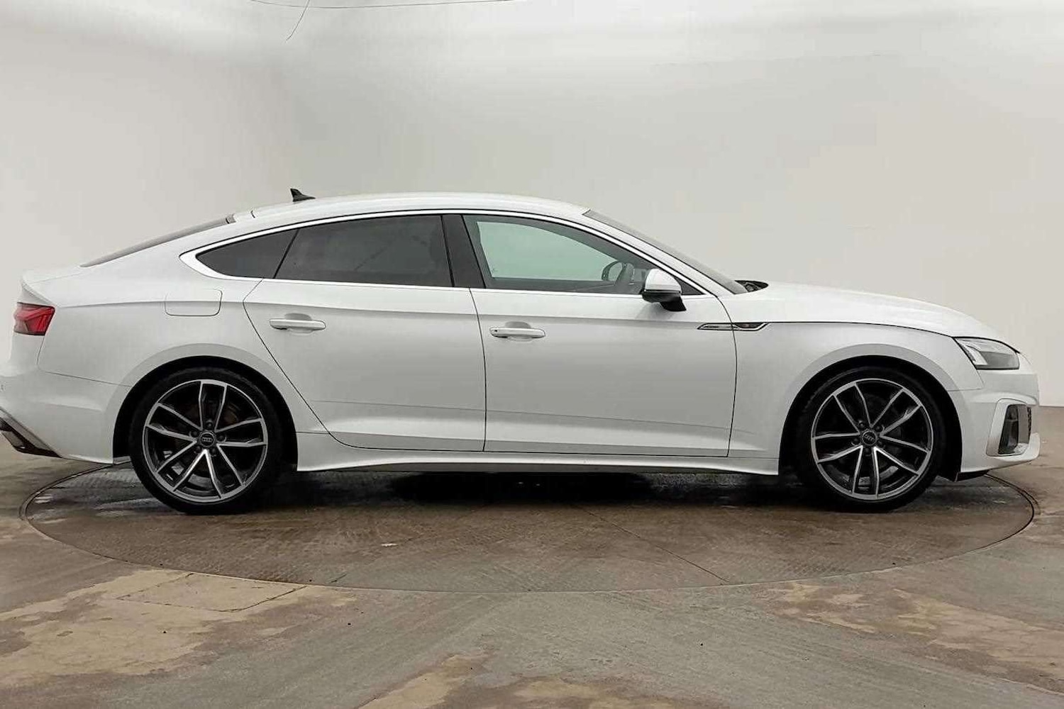 Used Audi A5 2023 for sale - 77960691: Photo 4