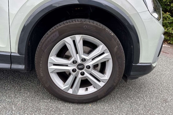Used Audi Q2 2025 for sale - 76298427: Photo 5