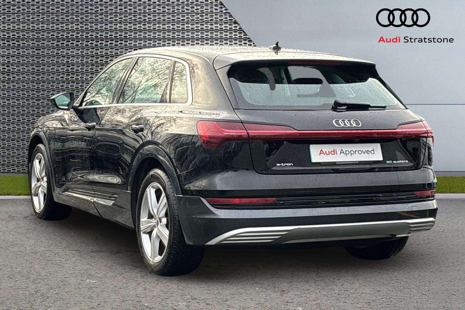 Used Audi e-tron 2020 for sale - 77540795: Photo 3