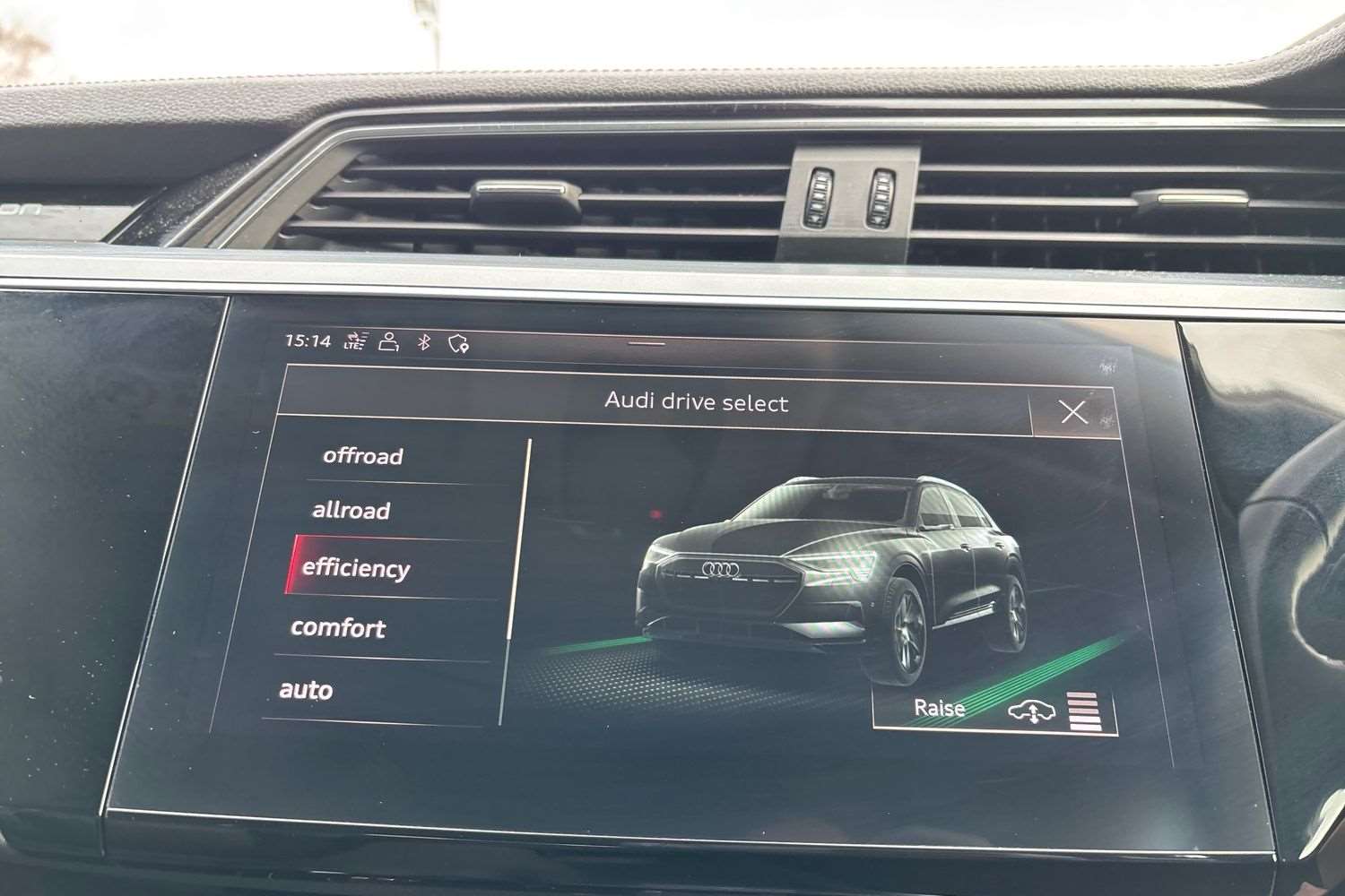 Used Audi e-tron 2020 for sale - 77540795: Photo 30