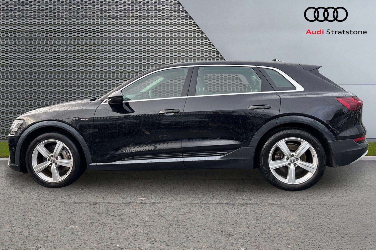 Used Audi e-tron 2020 for sale - 77540795: Photo 8