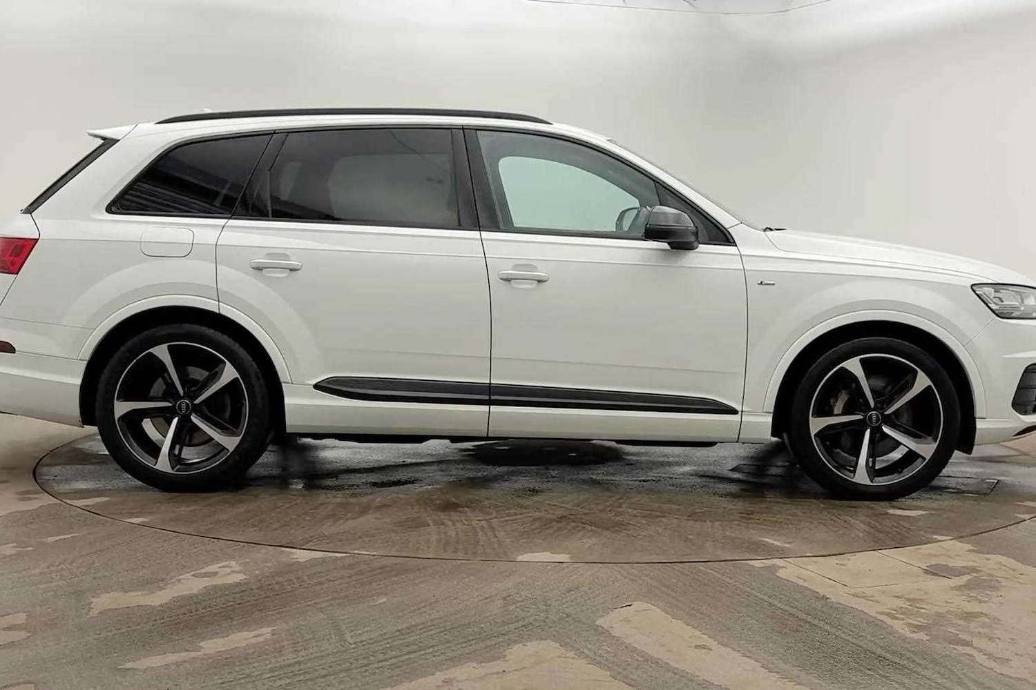 Used Audi Q7 2019 for sale - 77270106: Photo 4